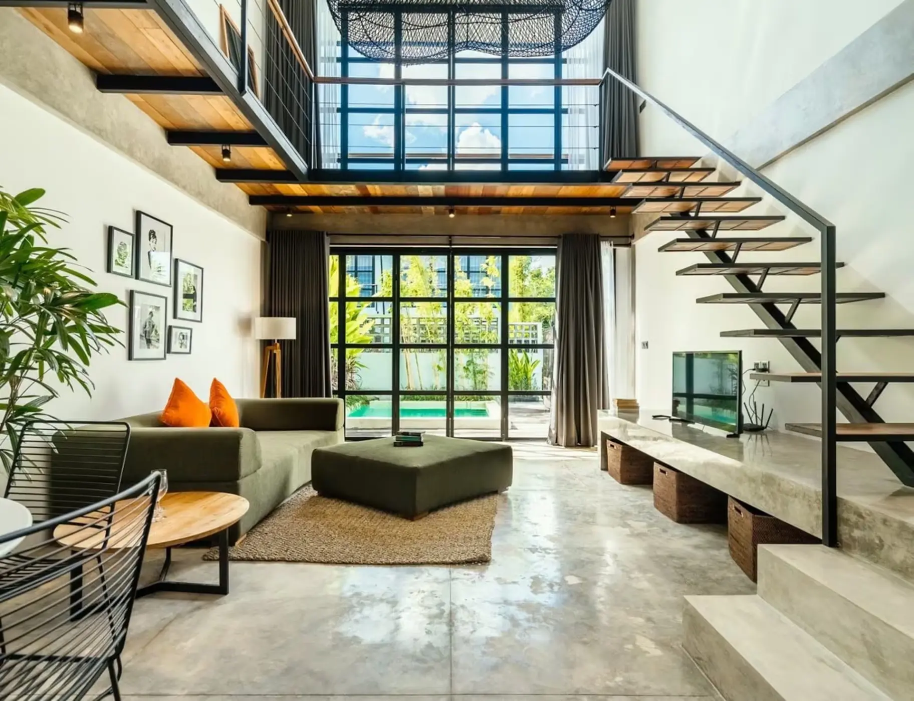 Berawa Loft 10 - 1BR Canggu Loft | Private Pool Steps to Cafe — image 4