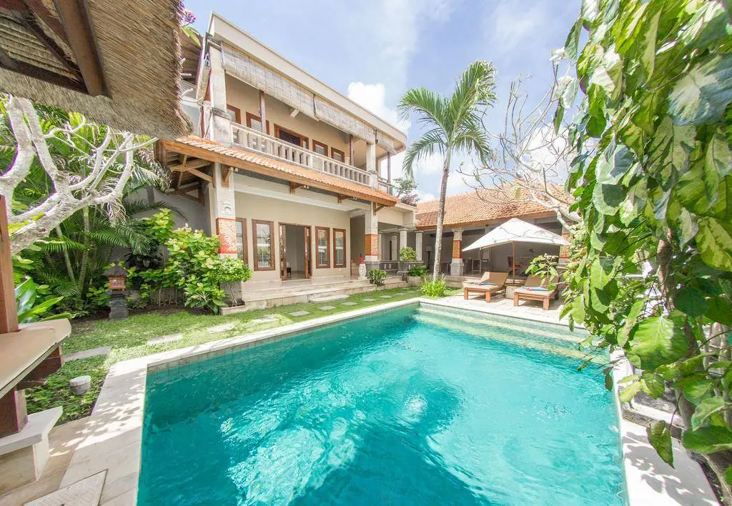 VILLAS FOR RENT IN UNGASAN AREA