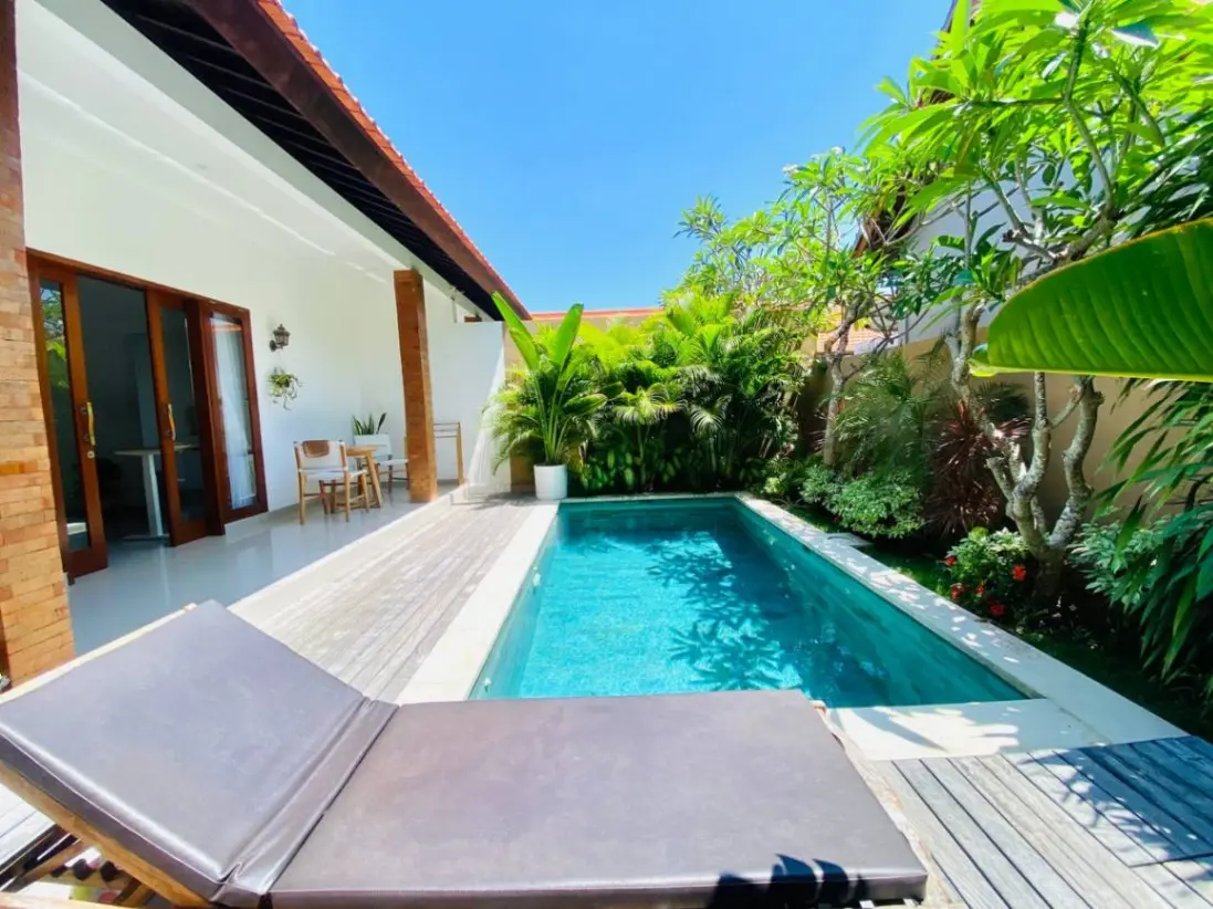 Cozy Modern Styled 1 Bedroom Villa in Berawa — image 1