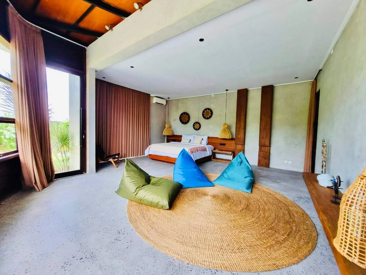 Modern 2-Bedroom Villa in Kerobokan with Pool & Ricefield View — image 3