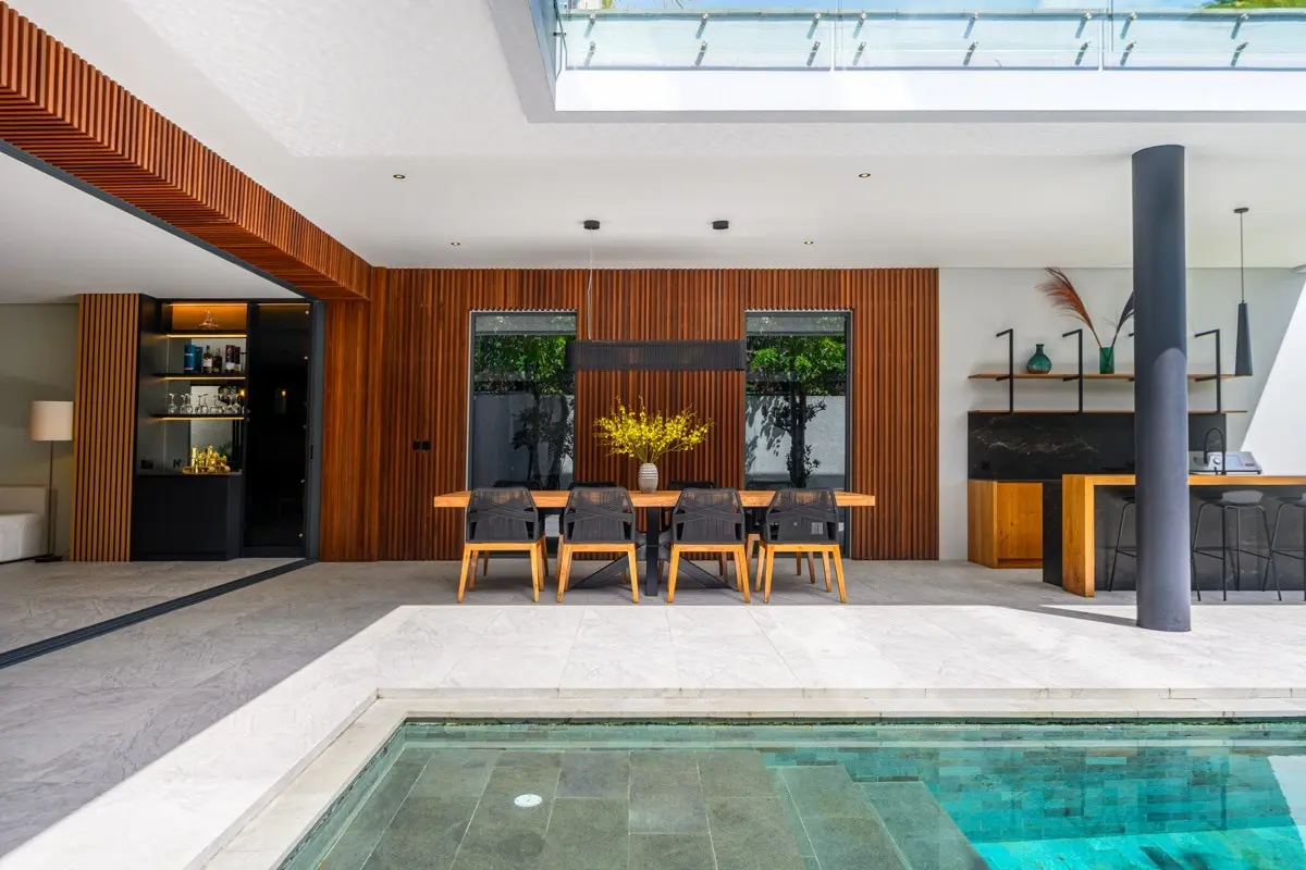 Archway Luxury Villa