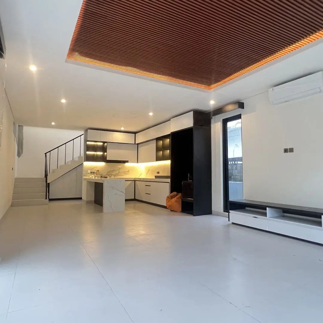 Villa A Batu Bolong — image 3