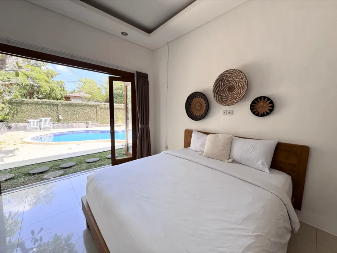 No 304 - Studio Room Private kitchen in shared villa in Batu Bolong Canggu