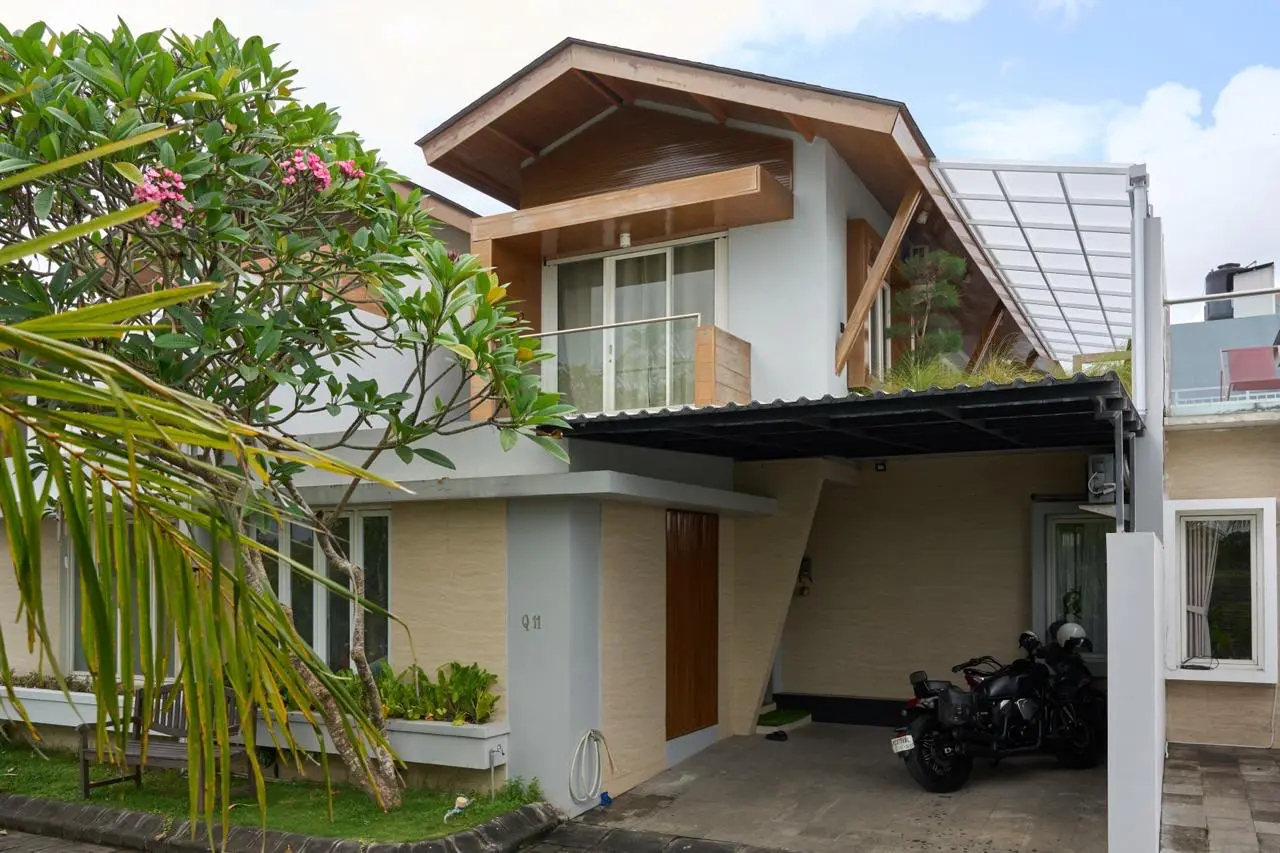 Cozy Family Villa in Greenlot — image 2