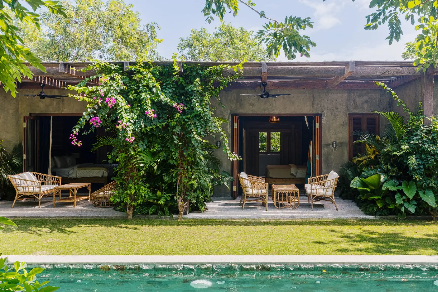 Kilani: 3BR Tropical Escape w/ Pool Prime Pecatu