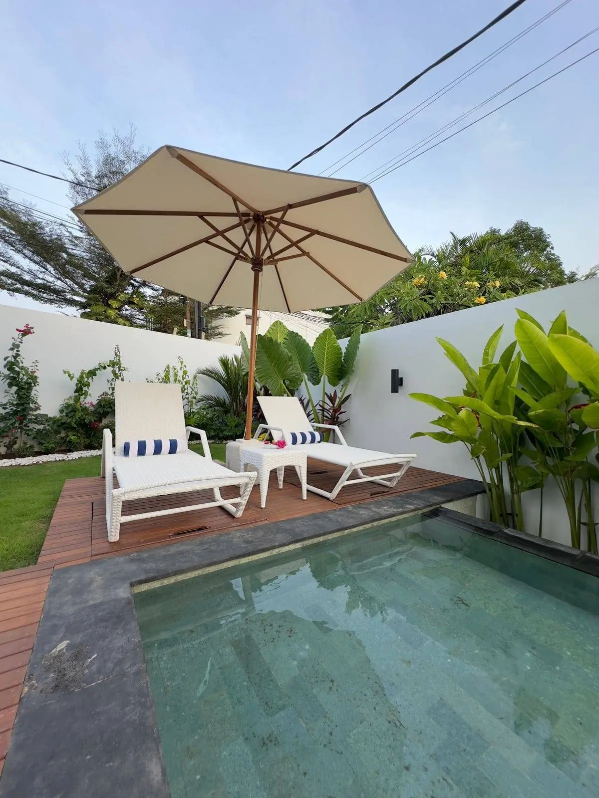 FOR LEASE !! MODERN LUXURY VILLA FOR SALE – UMALAS BUMBAK — image 3