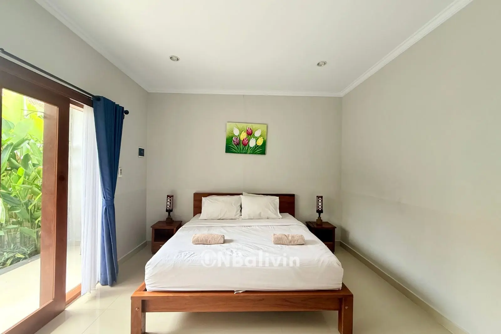 Spacious Room in Kerobokan Near Petitenget – Shared Pool Prime Location