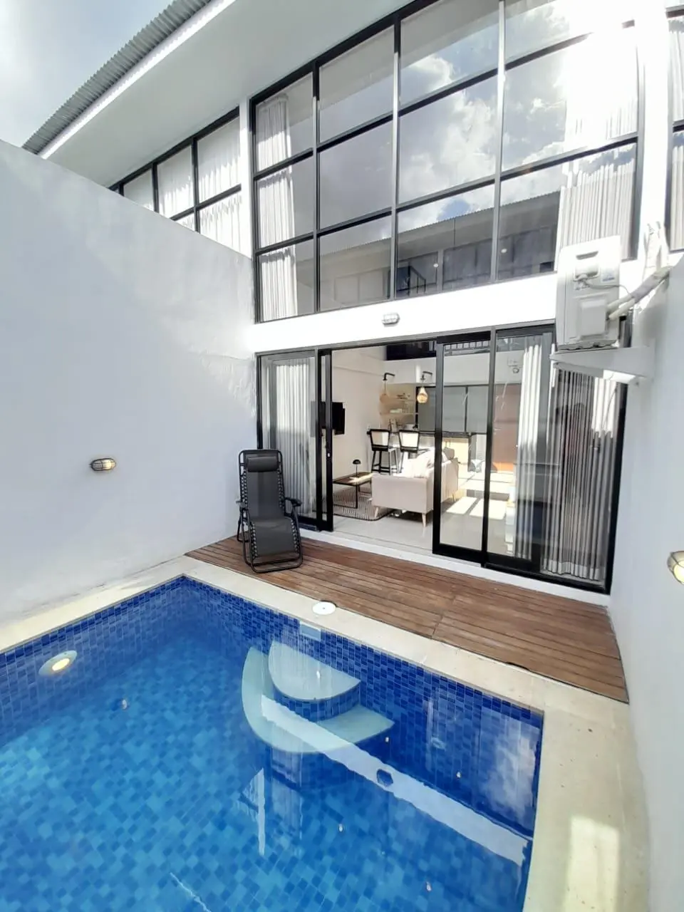 LOFT IN WOLU RESIDENCE TUMBAK BAYUH