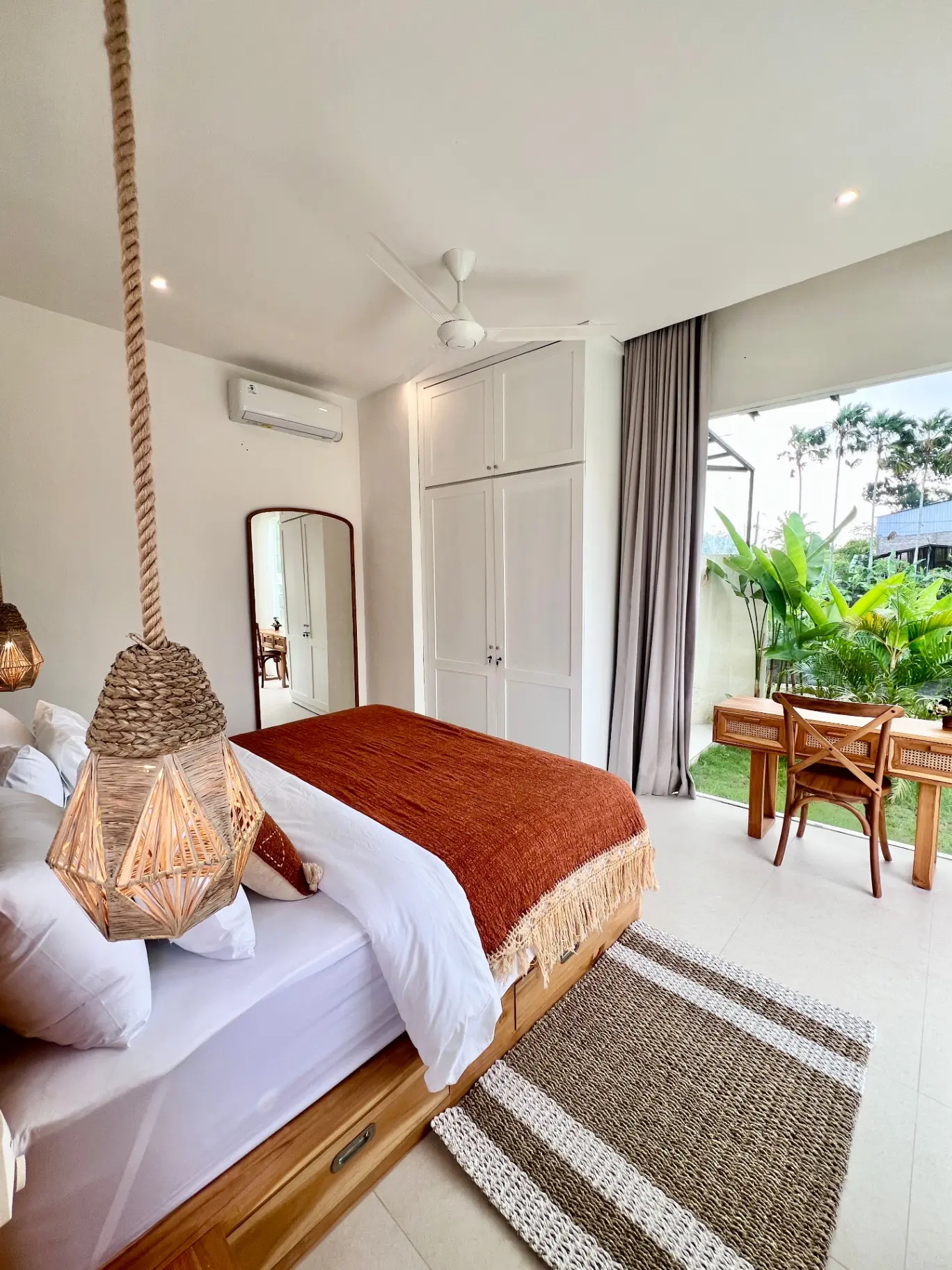 2BR Villa with Gym & Sauna – Tumbak Bayuh