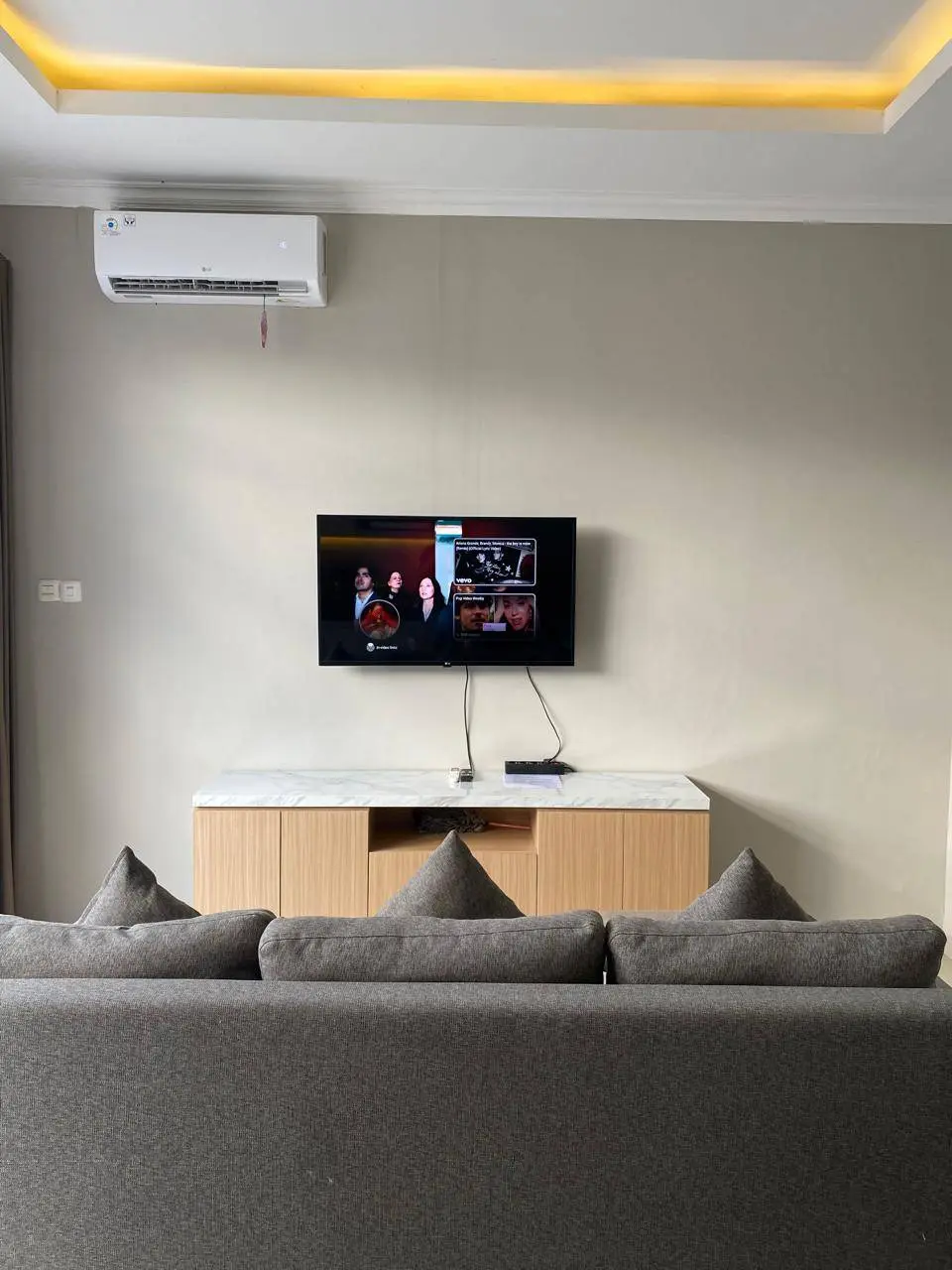 2 Bedrooms in Kayu Tulang — image 2