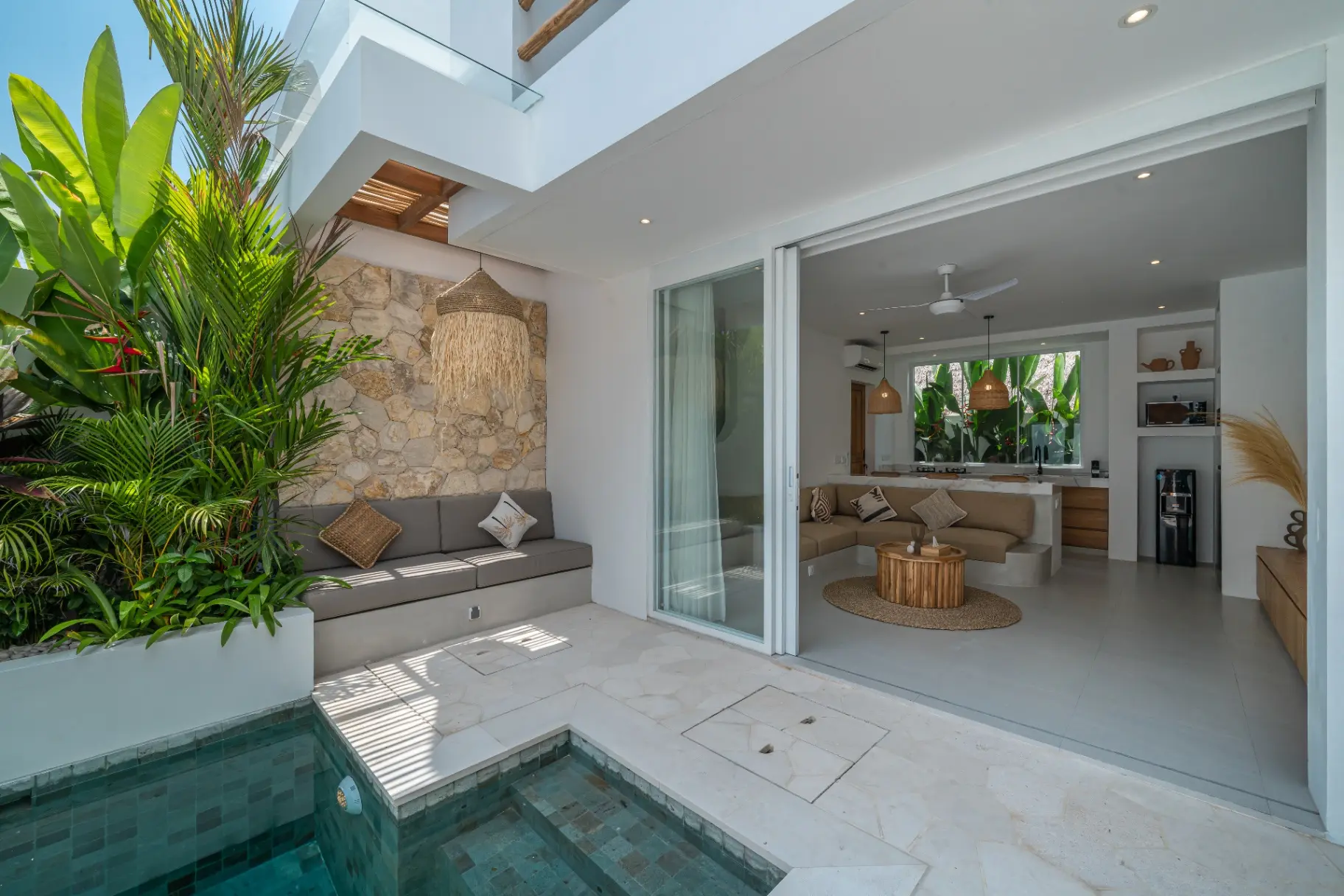 Las Casas 10 - BRAND NEW! Chic 1-Bedroom Villa in Heart of Canggu