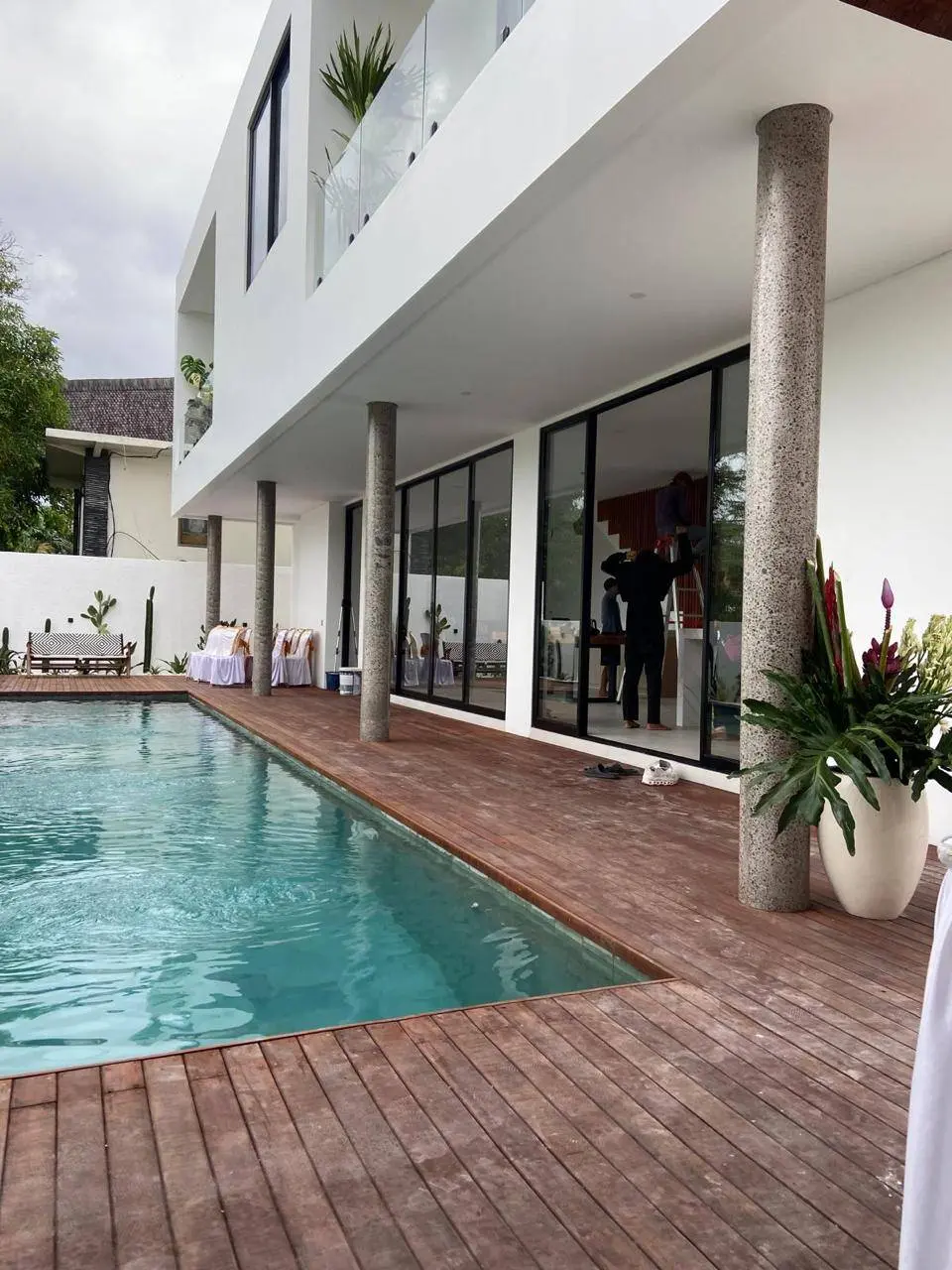 Villa For Rent 3 Bed In Umalas Main Road Kerobokan