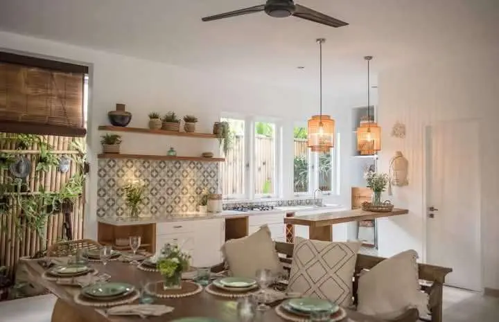 Villa For Rent 3 Bed In Berawa Tibubeneng Bali — image 2