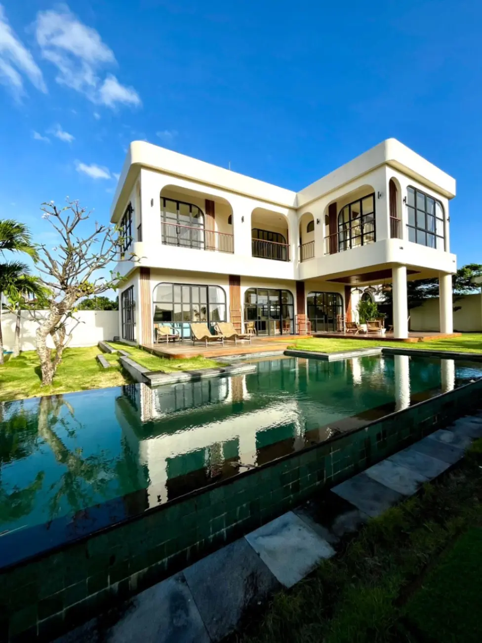 3 Bedroom Mediterranean Villa in Babakan