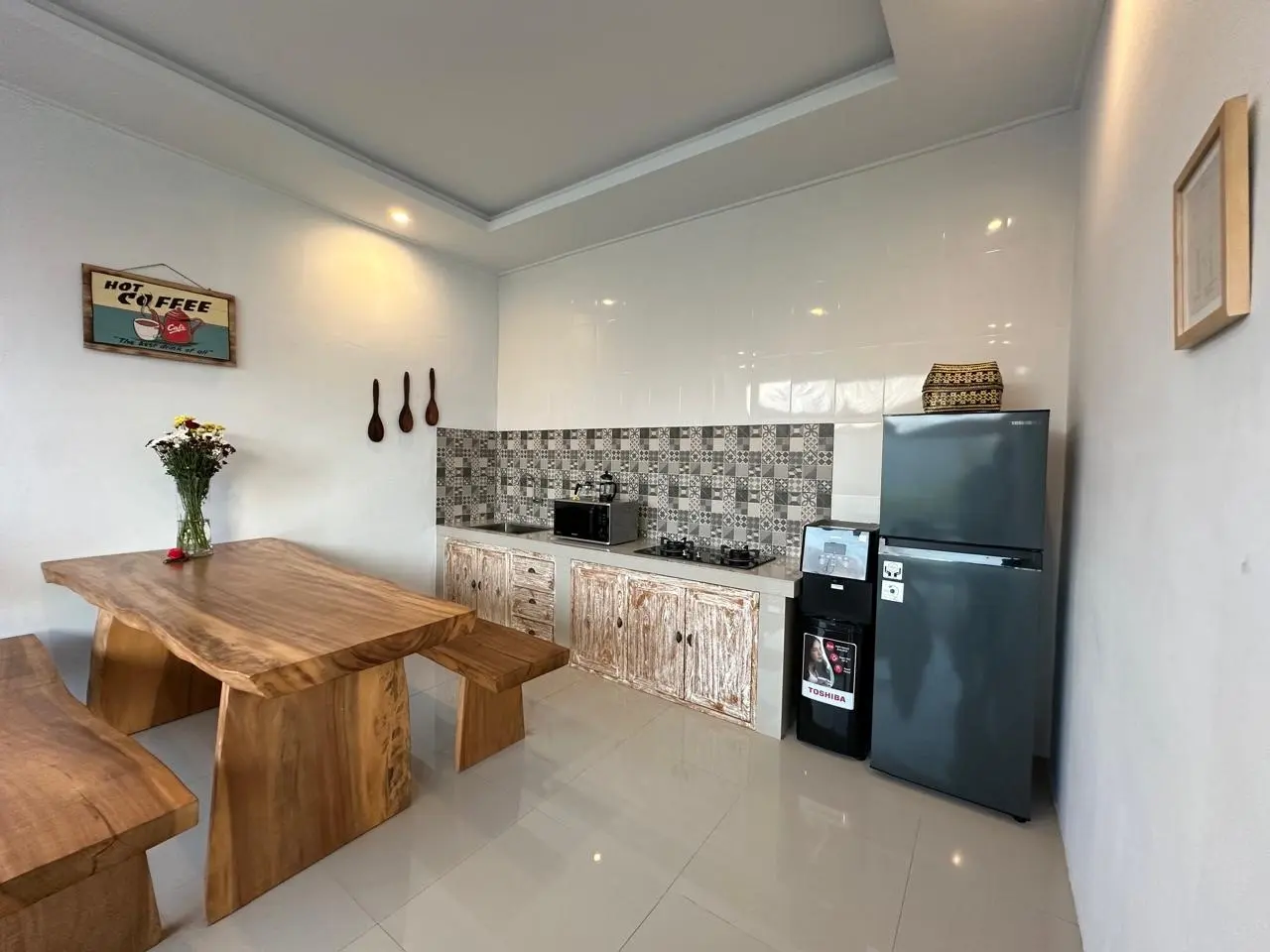 Villa For Rent 2 Bed In Semer Kerobokan Bali — image 2