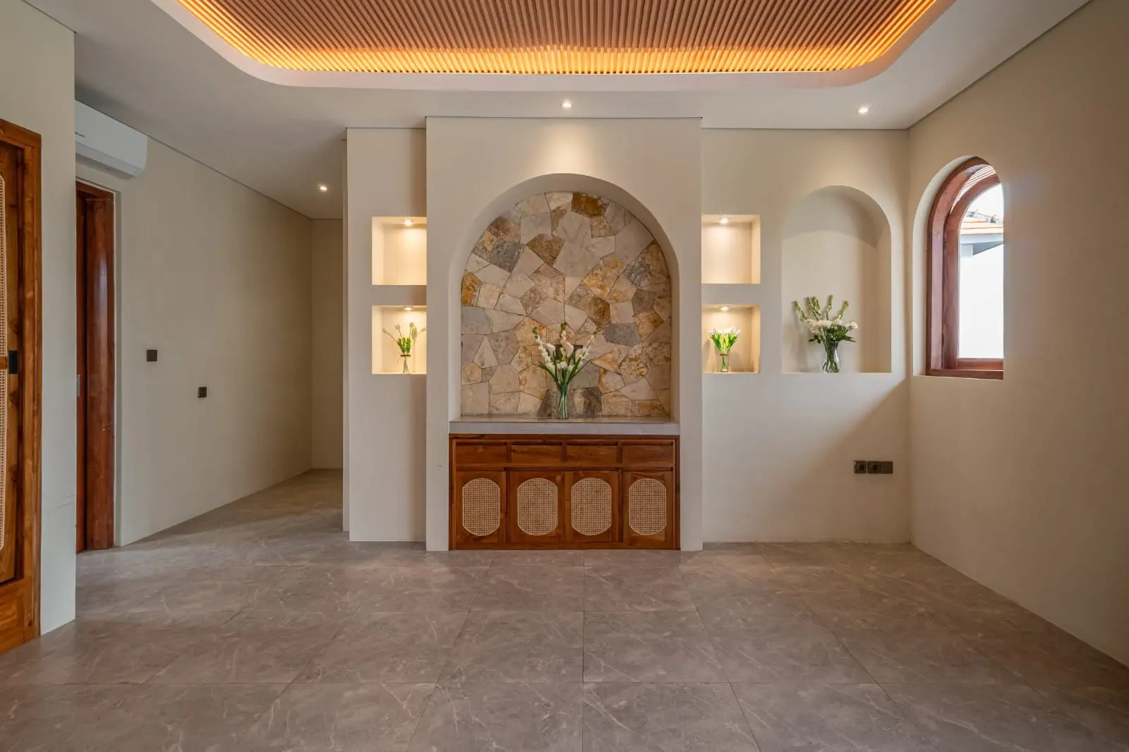 Villa Brand New 2 Bed In KemenuhUbud Bali — image 1