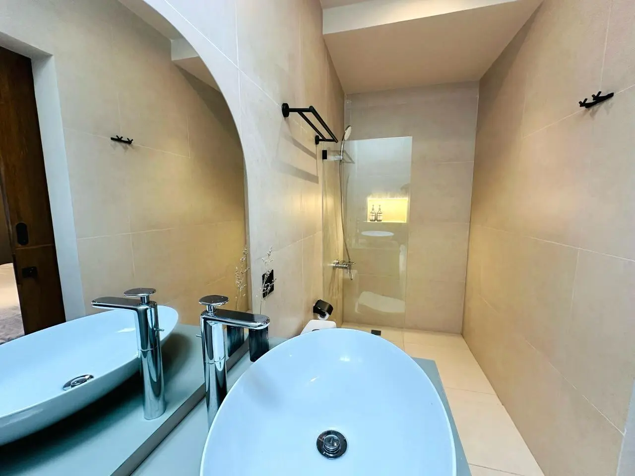 Villa Brand New 3 Bed Uma Buluh Canggu Bali — image 2