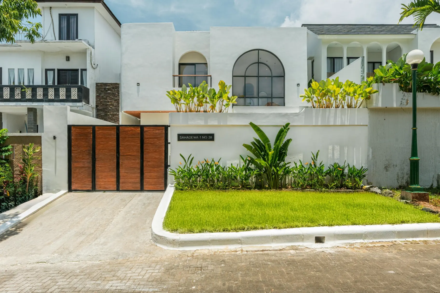 Villa Brand New 3 Bed PecatuKuta Selatan KD-3052