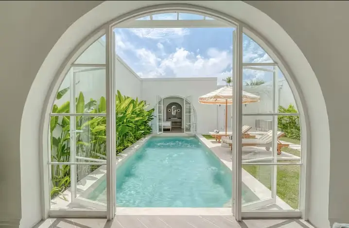 3 BEDROOM LUXURY MEDITERRANEAN VILLA NEAR CEMAGI BEACH — image 1