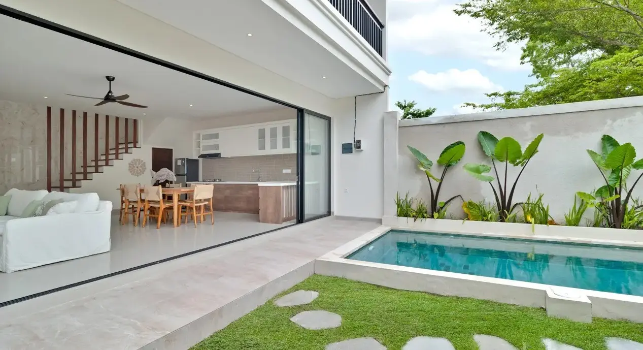 Villa For Rent 2 Bed In Kerobokan Badung Bali — image 2
