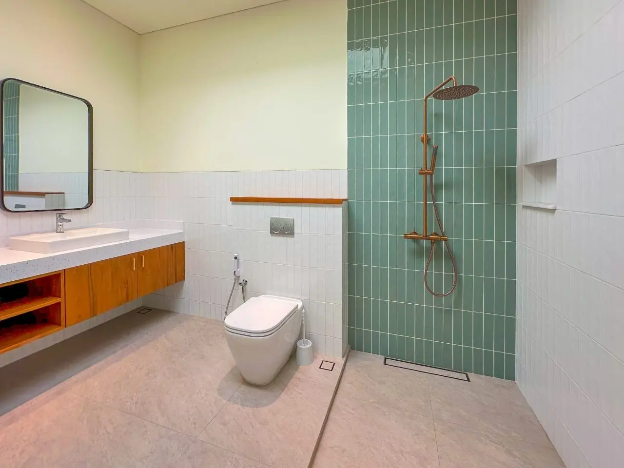 New Luxury Villa 5 Bed Jimbaran South Kuta Bali — image 1