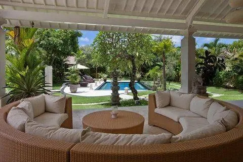 Luxury Villa for Rent 4 Bed In Nusa Dua - Jimbaran — image 1