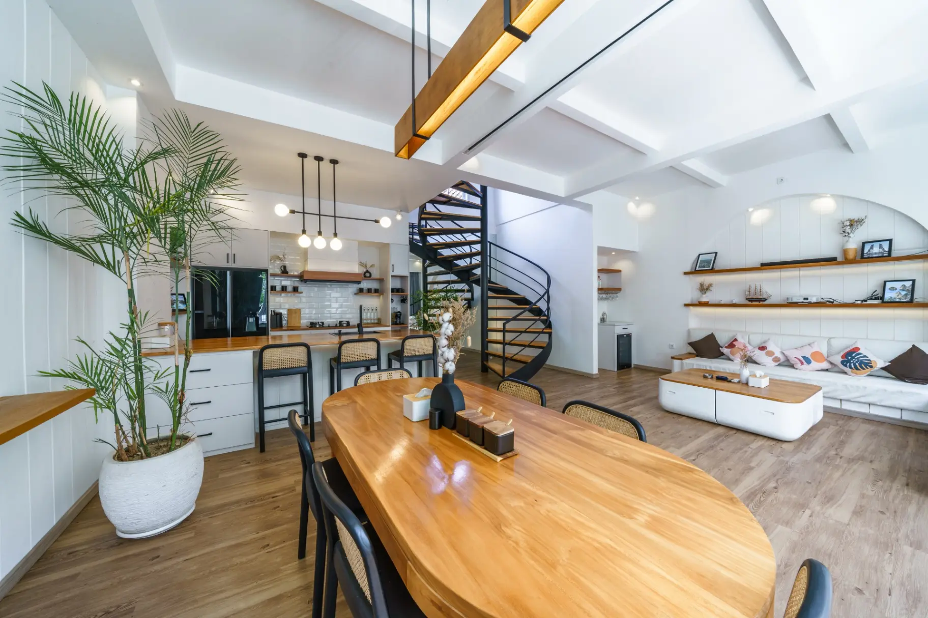 Villa Noumea -Classy smart 3BD villa in Canggu