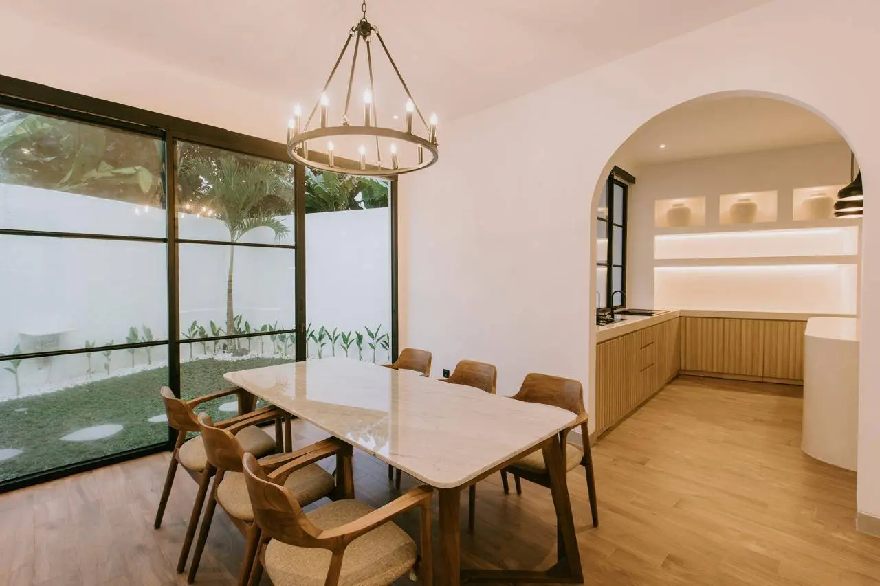 Villa Premium 3 Bed Pererenan Badung Bali — image 4