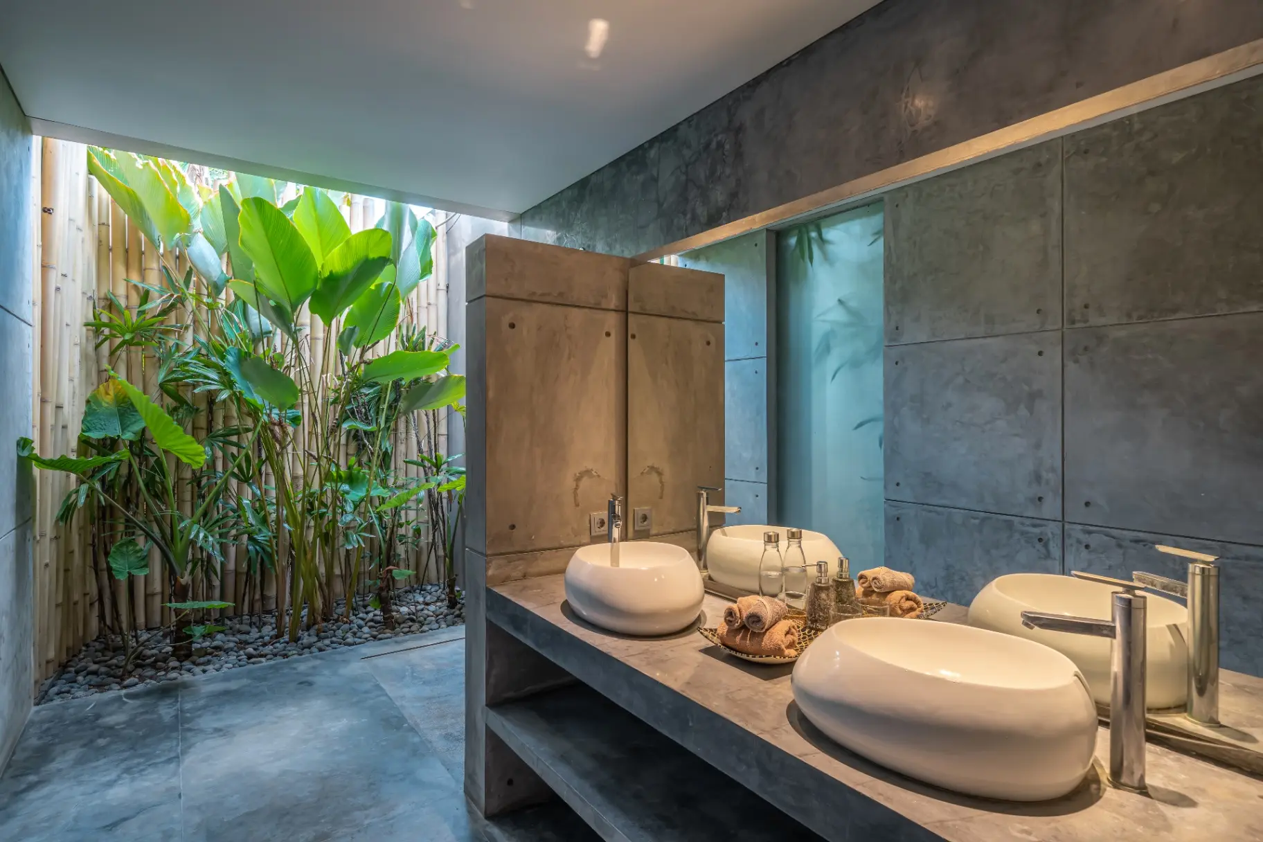 Villa Kala - Luxury Designer Villa in Great Location Berawa — image 4
