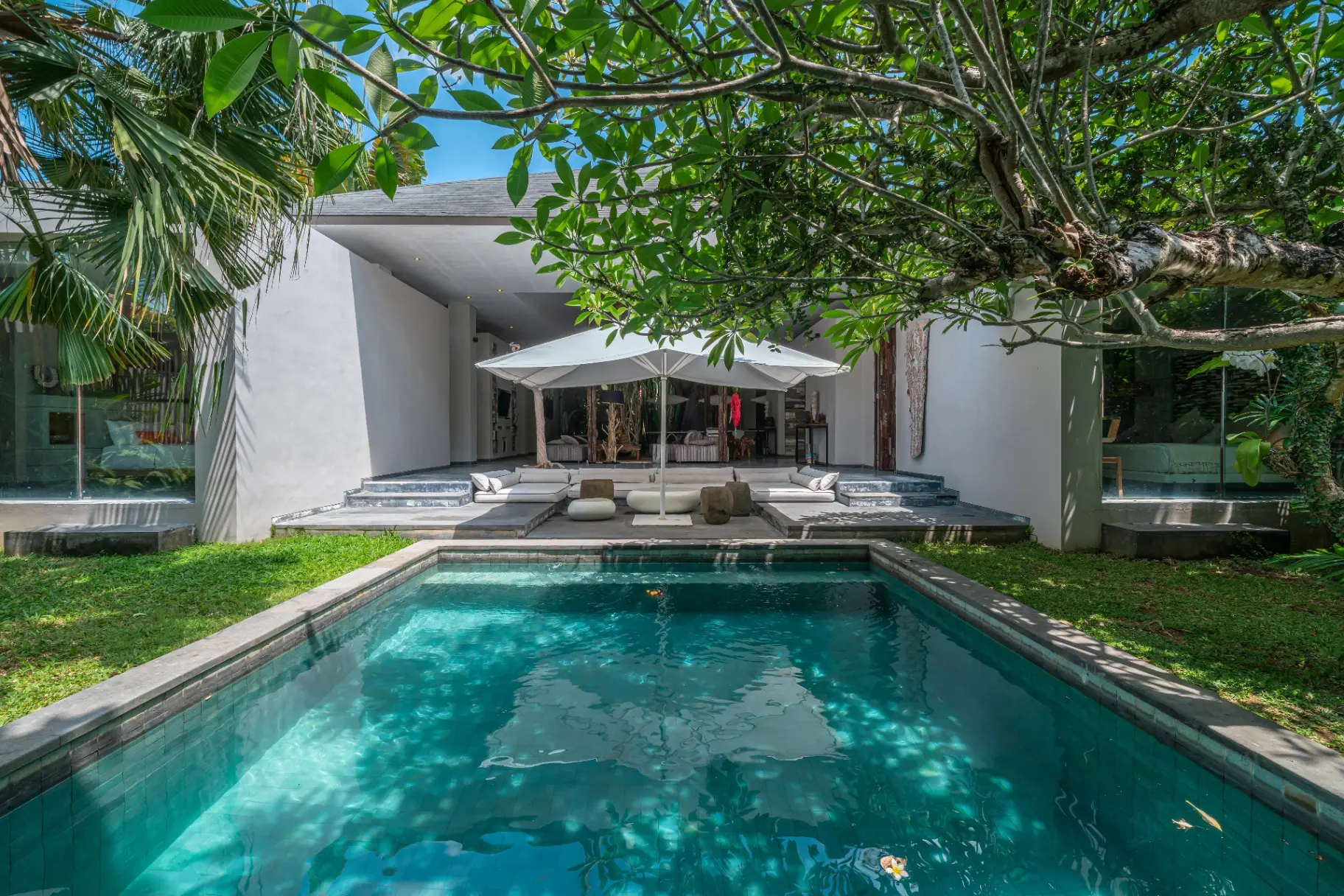 Villa Kala - Luxury Designer Villa in Great Location Berawa