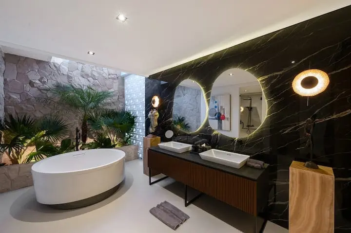 Villa For Rent 5 Bed PererenanBadung Bali — image 2