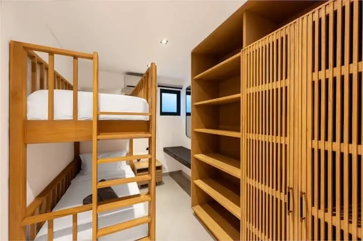 Villa For Rent 5 Bed PererenanBadung Bali — image 1
