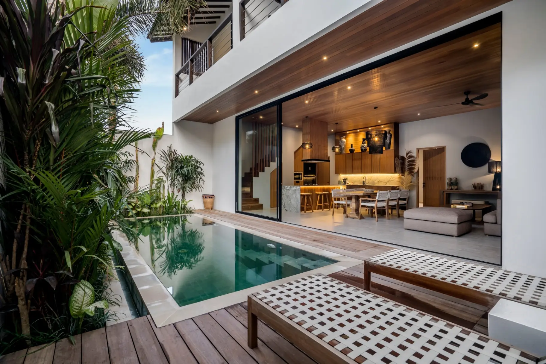 Villa Sessun - Luxury 3BD Townhouse w/ Pool Near Pererenan Beach