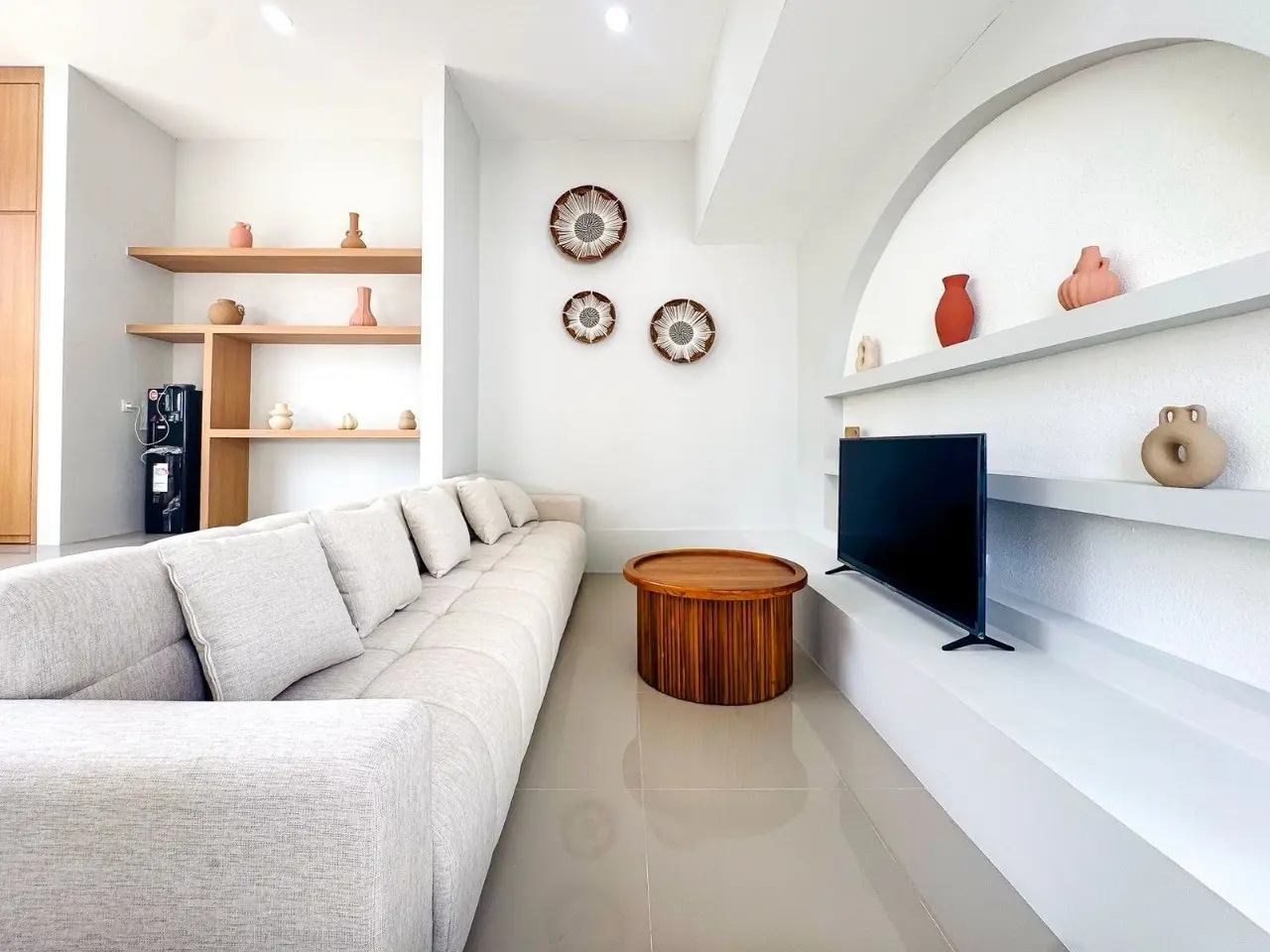 Villa Brand New 3 Bed In Tumbak Bayuh Bali — image 1