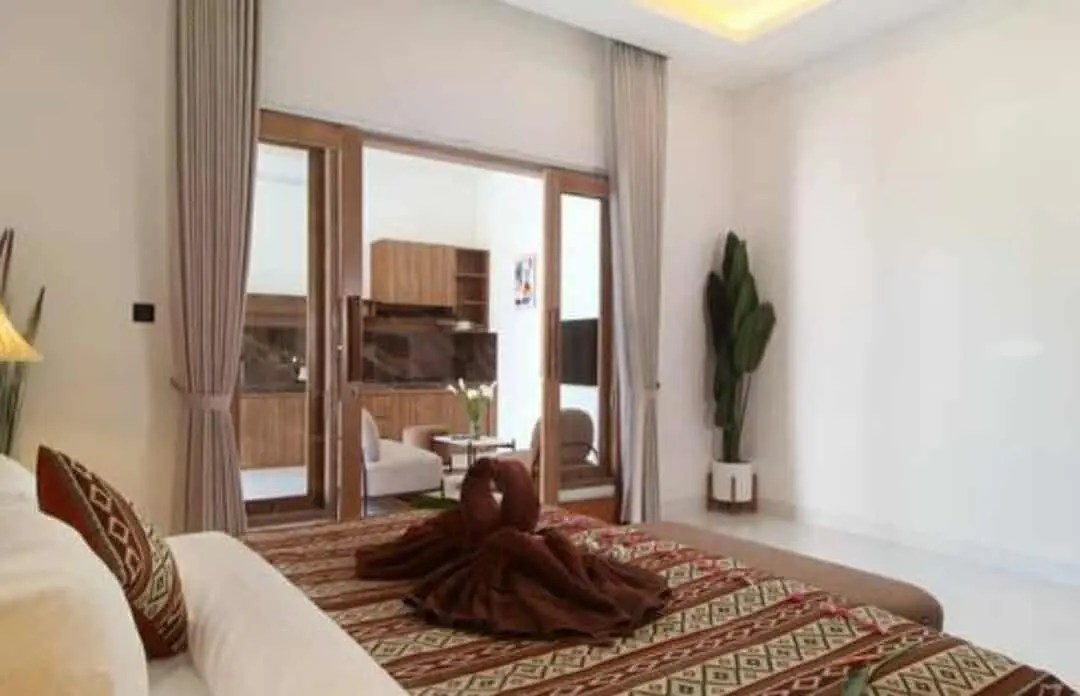 Villa For Rent 2 Bed In Seseh Bajang Bajang — image 4