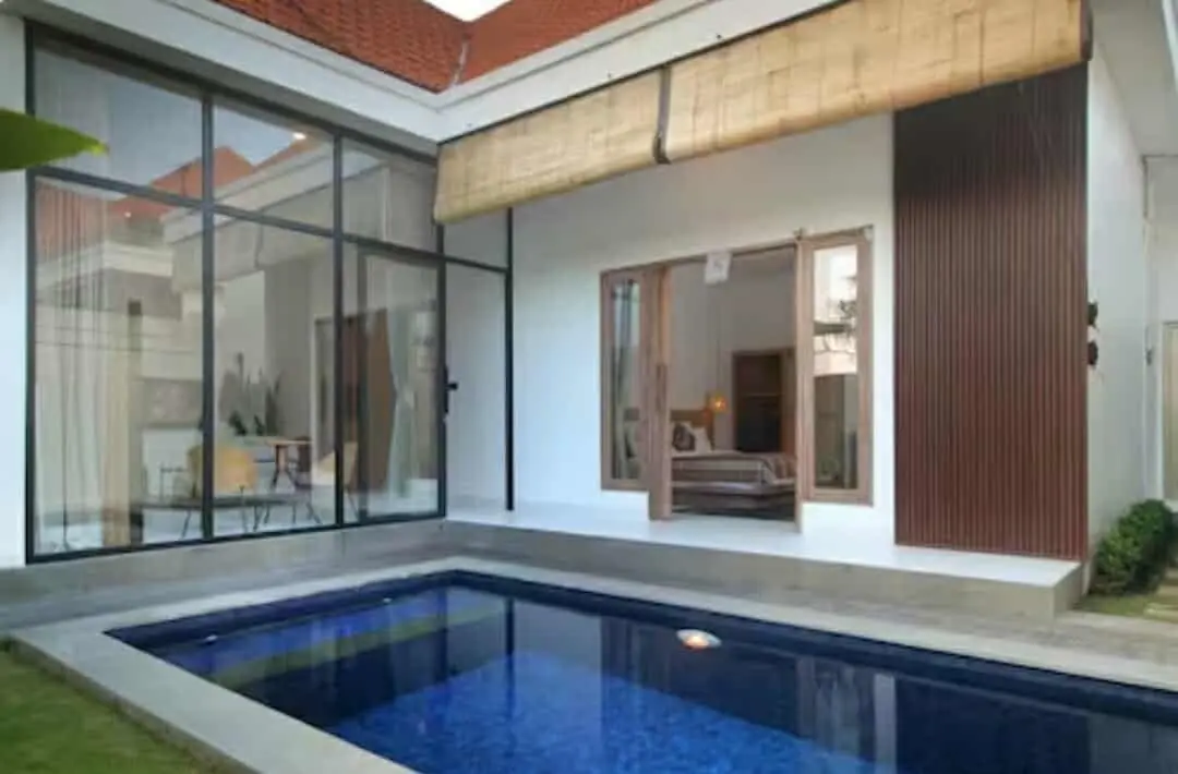 Villa For Rent 2 Bed In Seseh Bajang Bajang — image 2