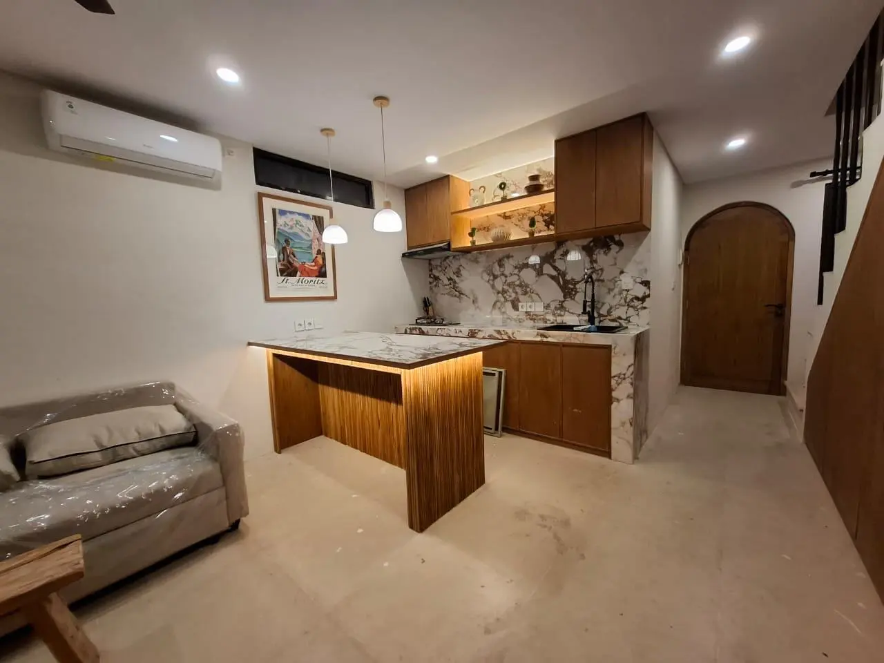 #2053 2 Bedroom Villa in Buduk Canggu — image 2