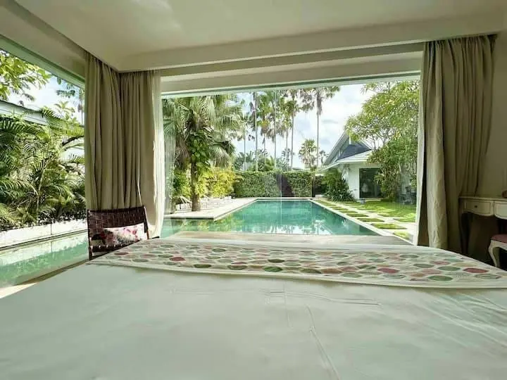 Villa For Rent 4 Bed In Berawa Tibubeneng Bali — image 4