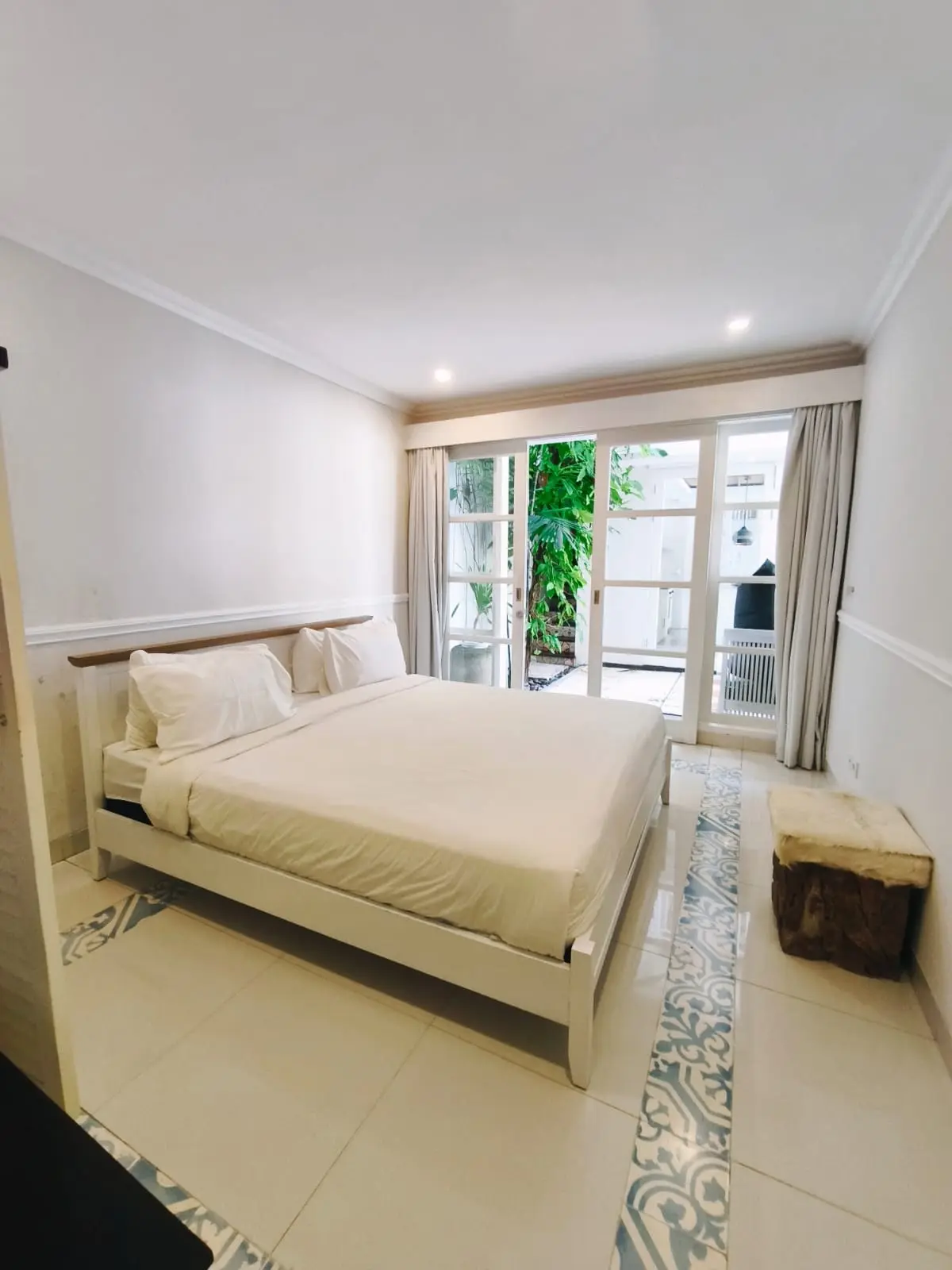Villa For Sale And For Rent 3 Bed In Karang Suwung Berawa — image 2