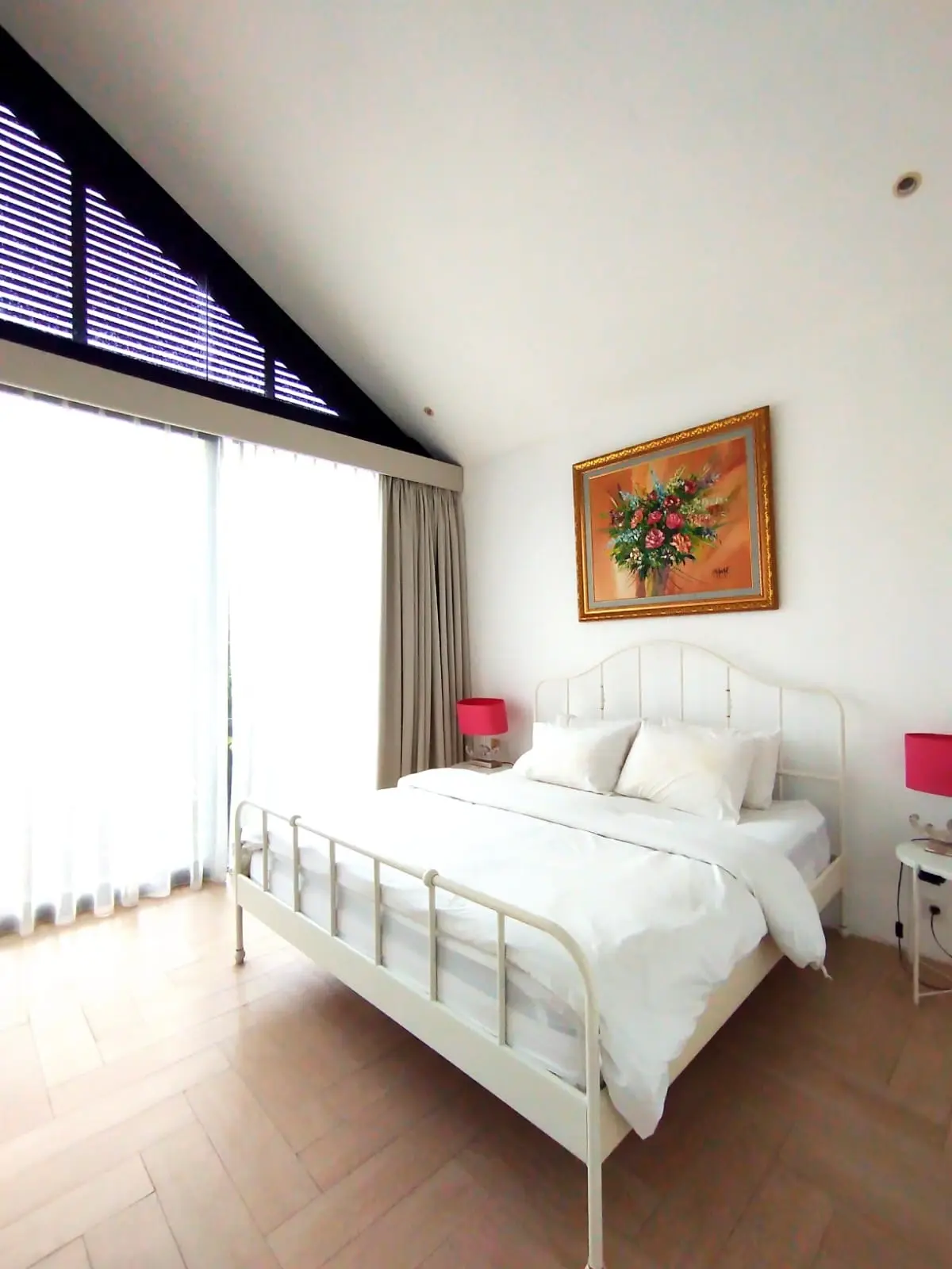 Villa For Rent 3 Bed In BerawaTibubeneng Bali — image 3
