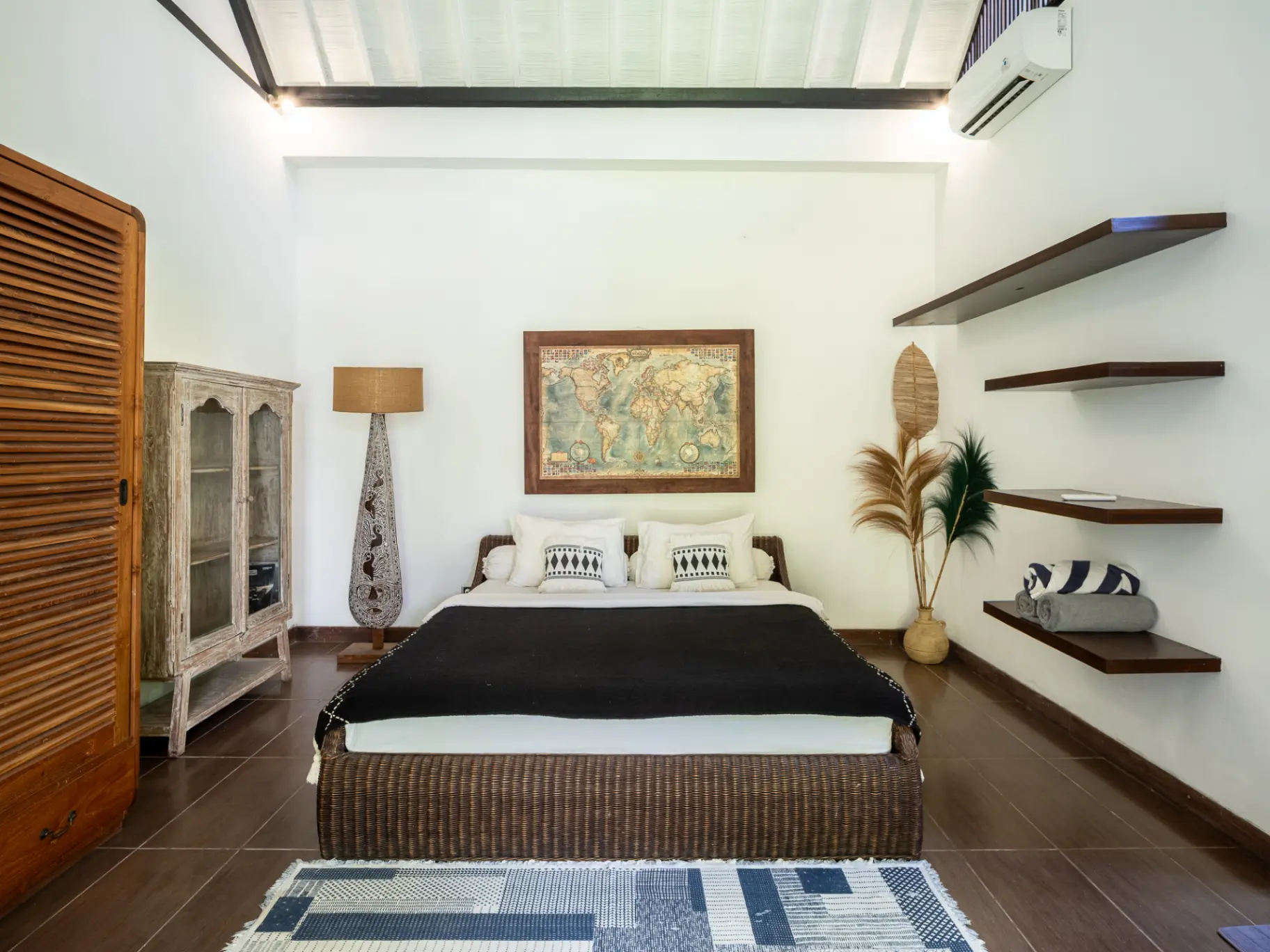 2 BEDROOM VILLA FULLY FURNISHED IN BATU BOLONG — image 3