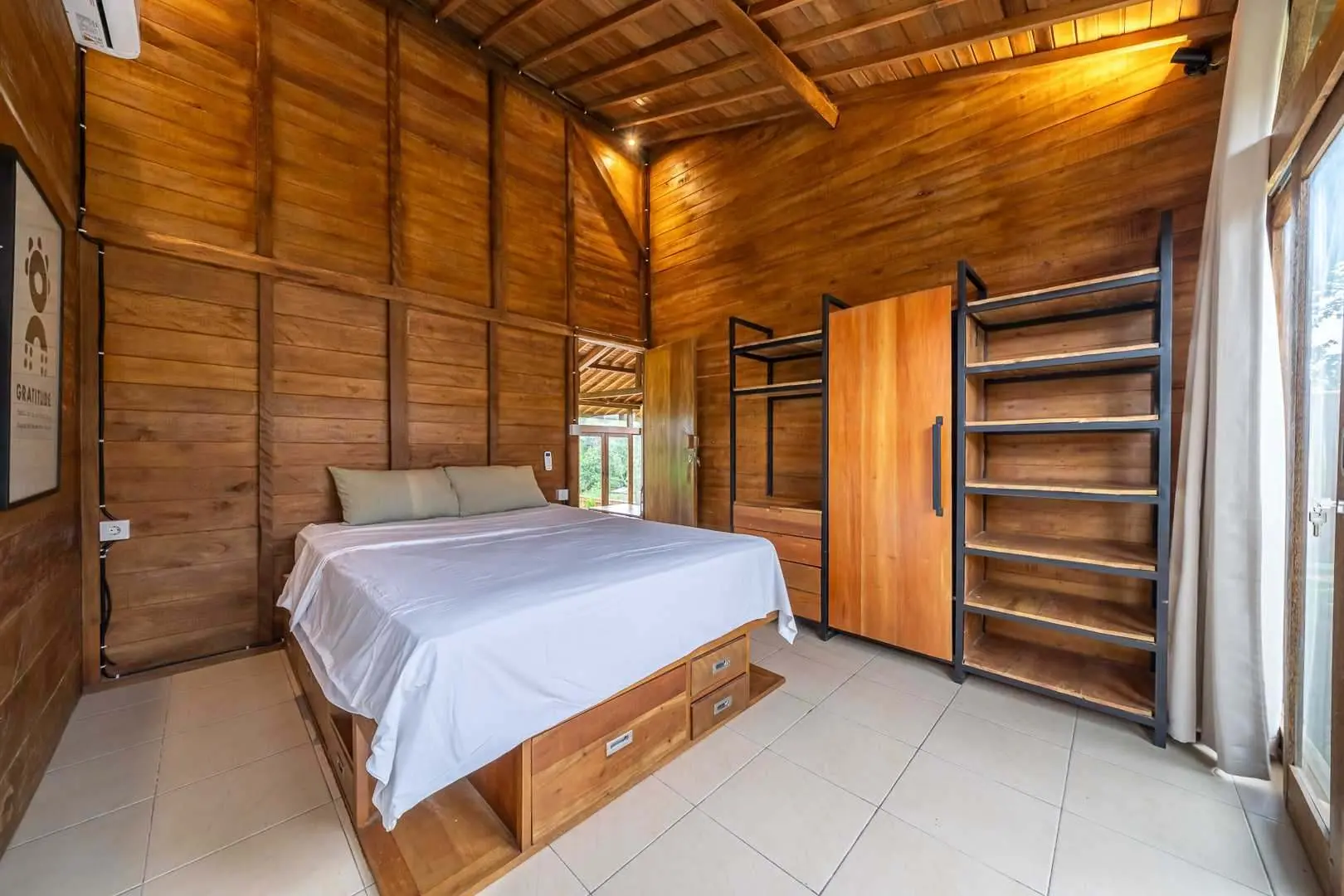 Tranquil 2BR Pet Friendly Villa — image 4