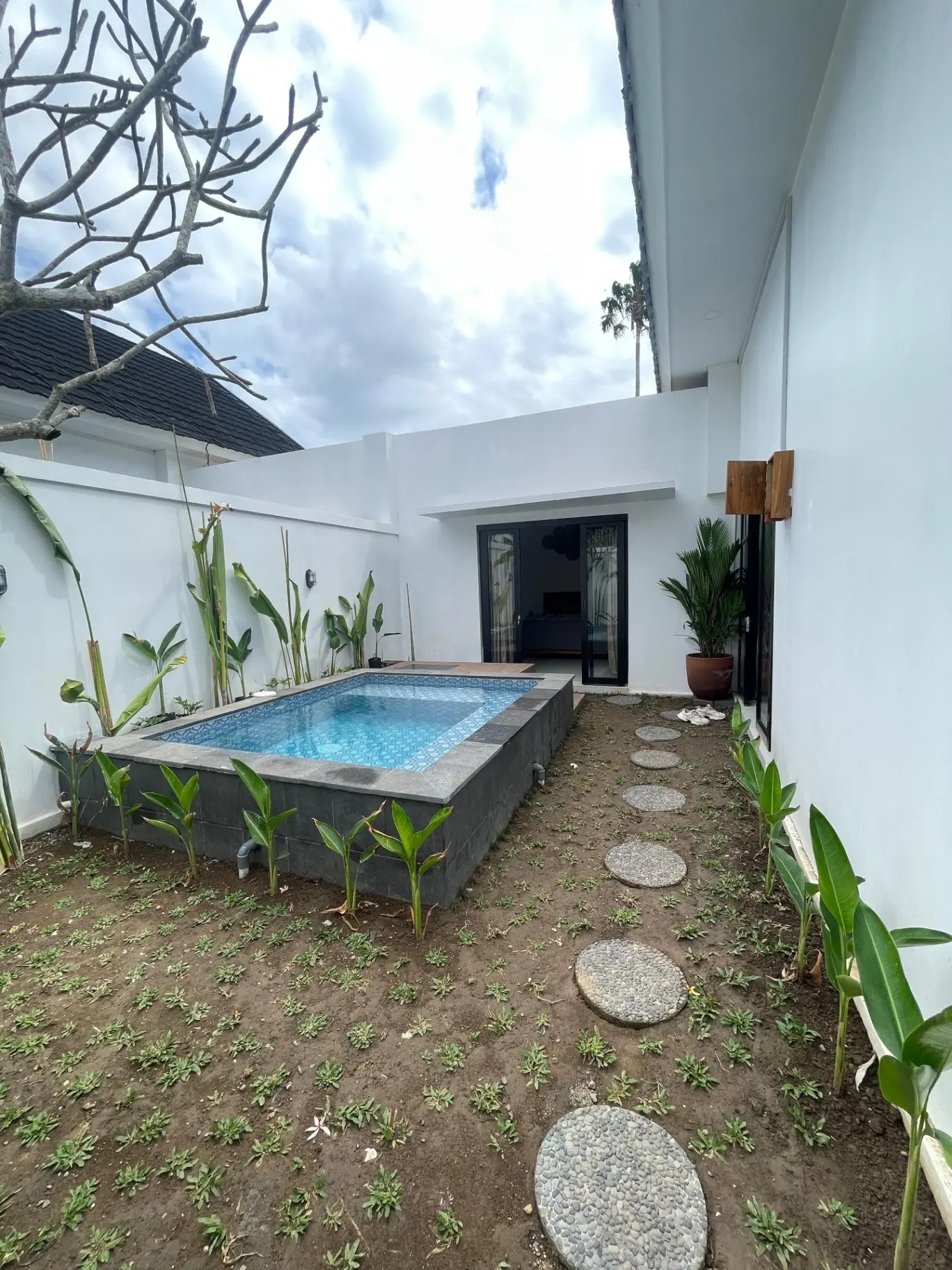 DO 433- Villa 1 bedroom with plunge pool in Petitenget Seminyak