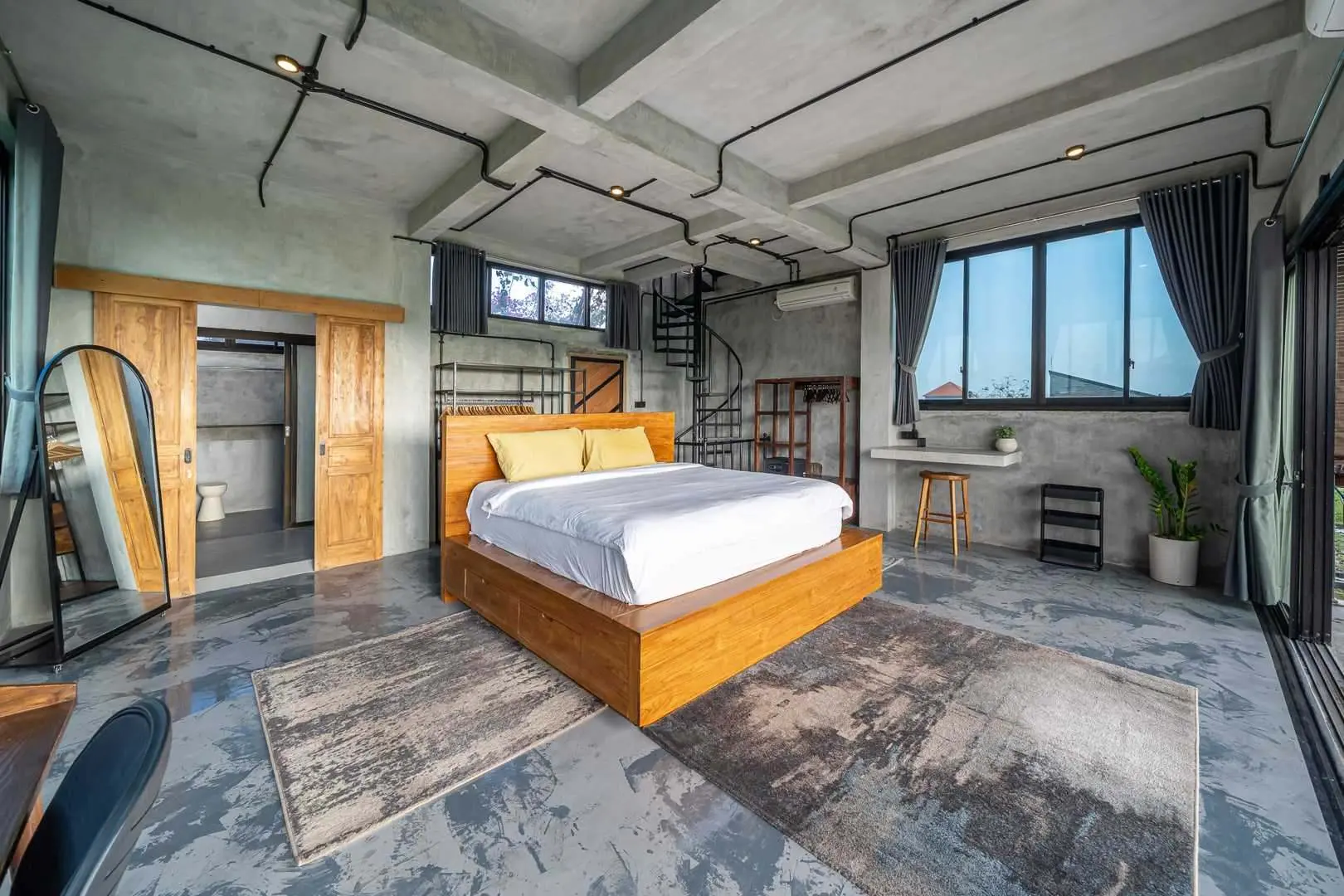 1BR - Modern Industrial Style — image 2