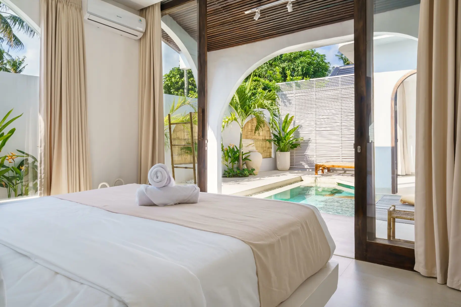 Tropical NEW Villa - 2BR - Seseh — image 1
