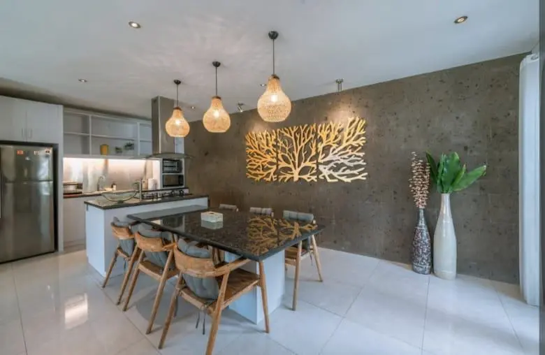 Villa For Rent 3 Bed In Berawa Tibubeneng Bali — image 2