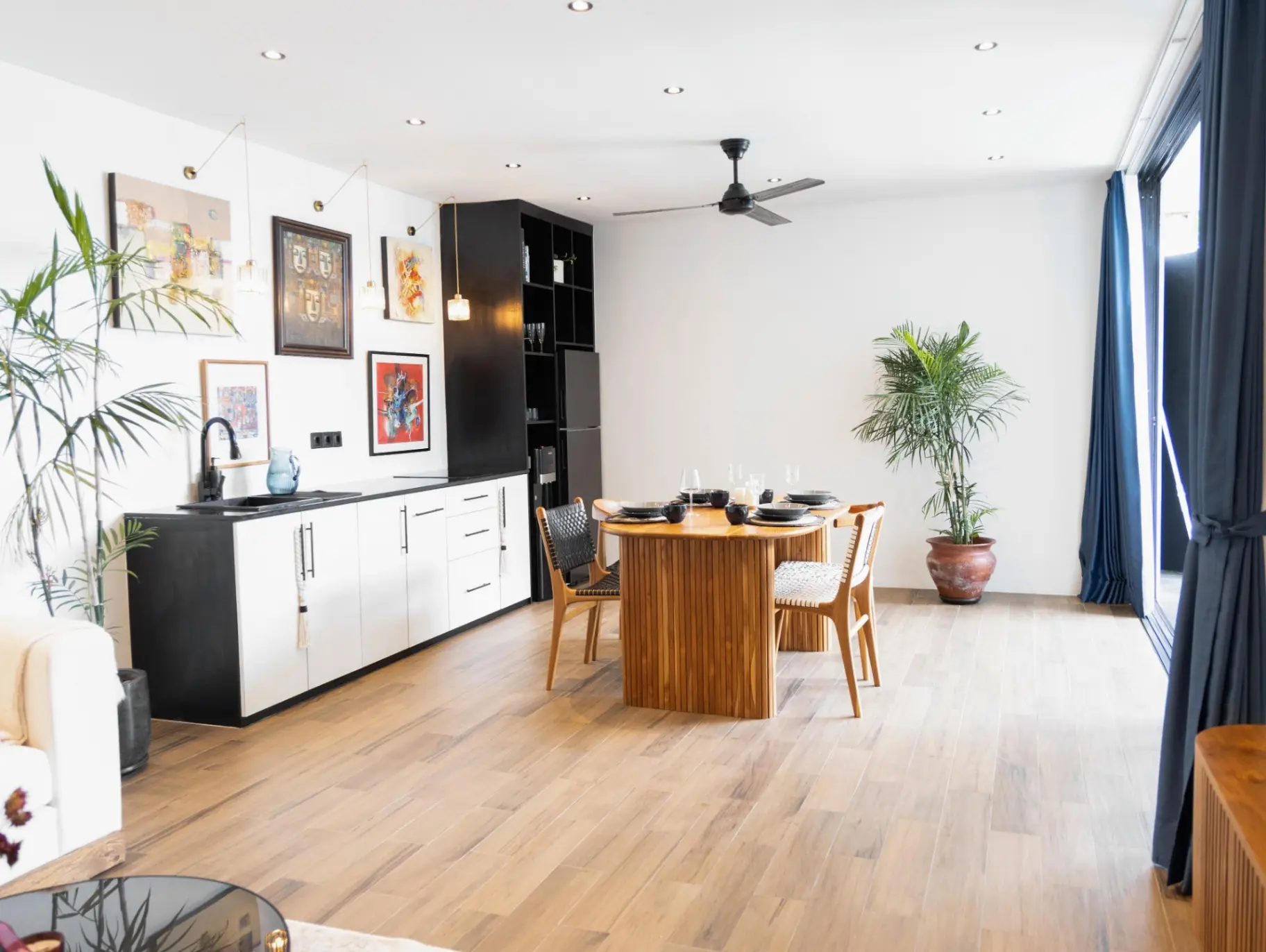 DO 442- FOR RENT VILLA AT KEROBOKAN — image 4