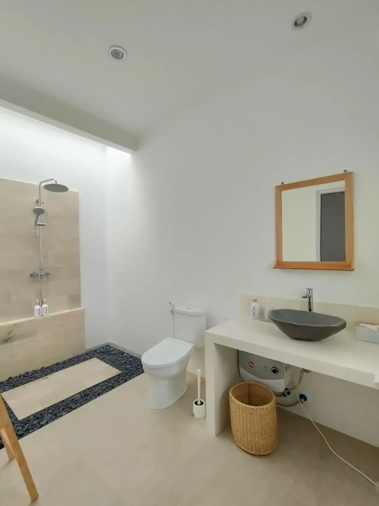 Villa For Rent 2 Bed MungguBadung - Bali — image 2