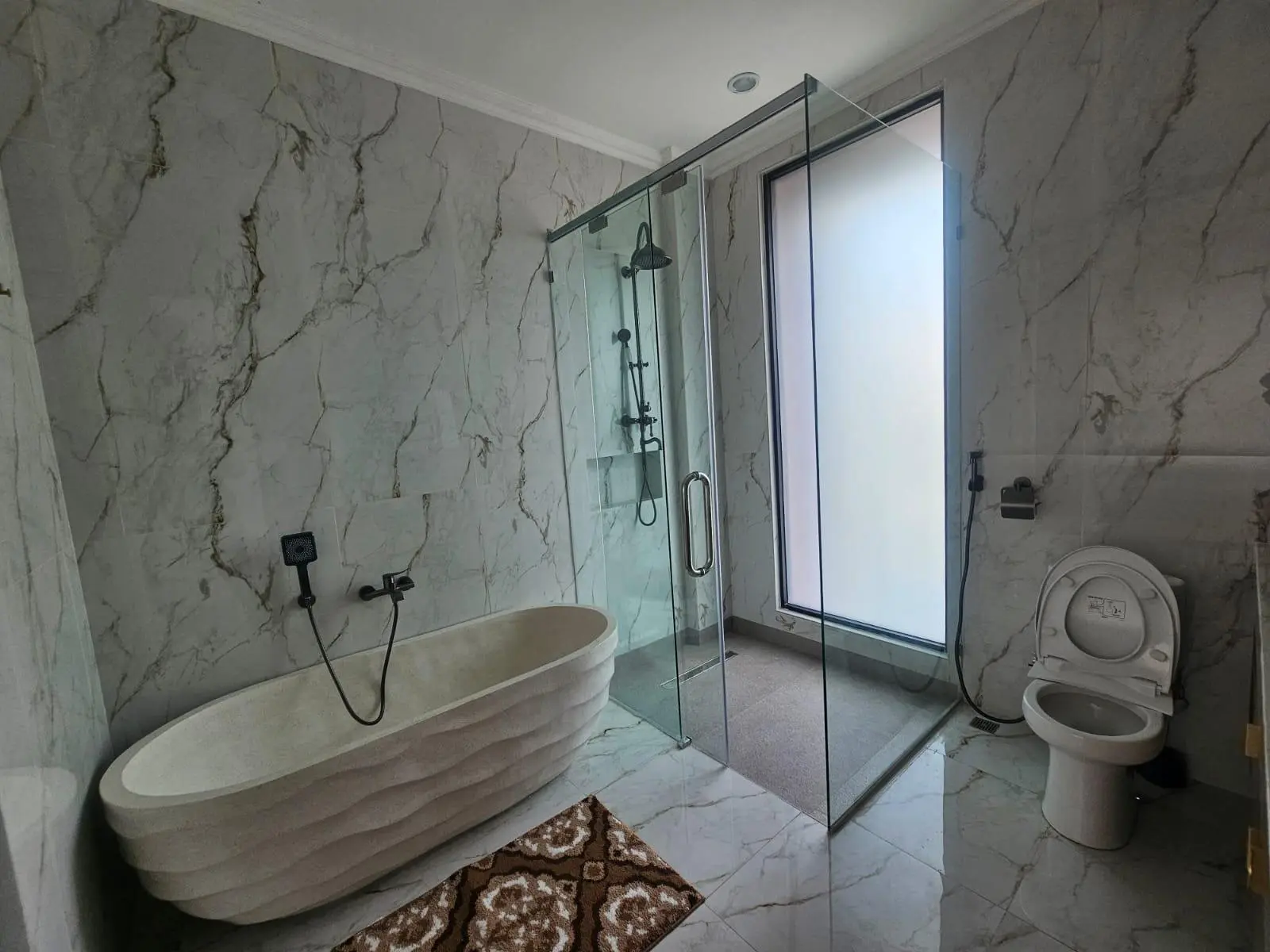 FREEHOLD - A Brand New House — image 1