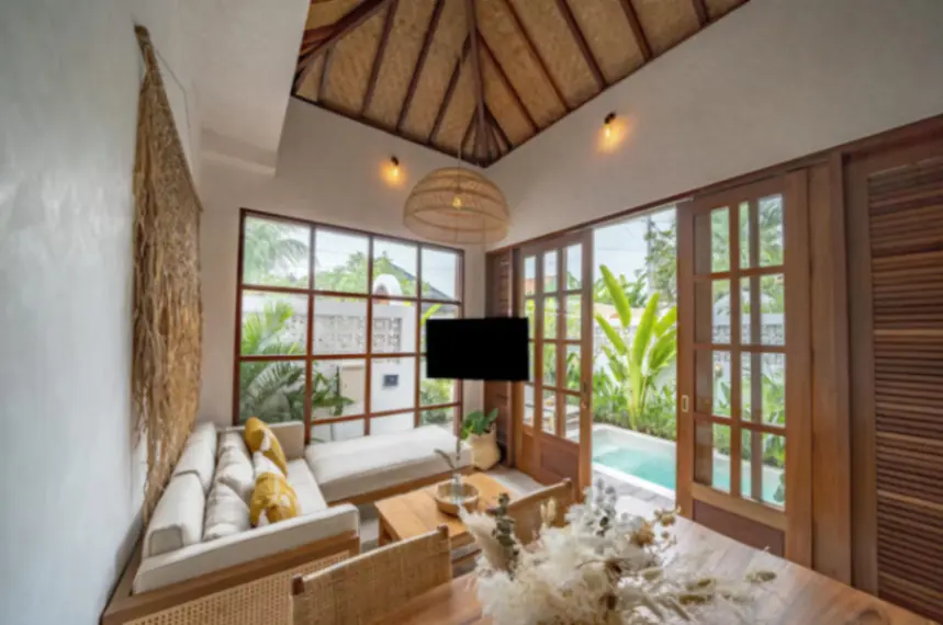 1 Bedroom Villa 5 Minutes to Kedungu Beach — image 2